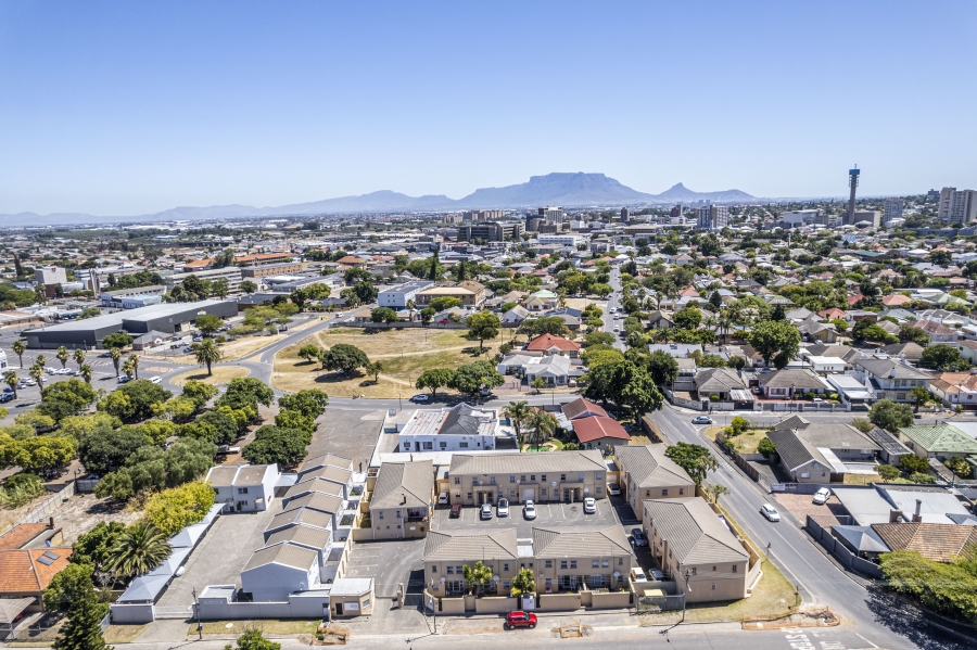 2 Bedroom Property for Sale in Avonstil Western Cape